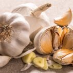 garlic-3419544_1920